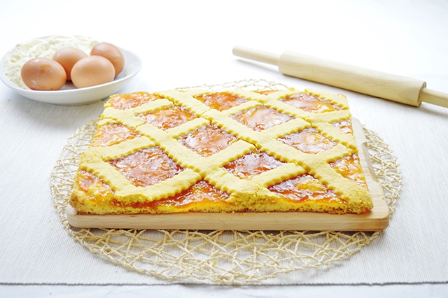 CROSTATA ALLA MARMELLATA DI ALBICOCCHE