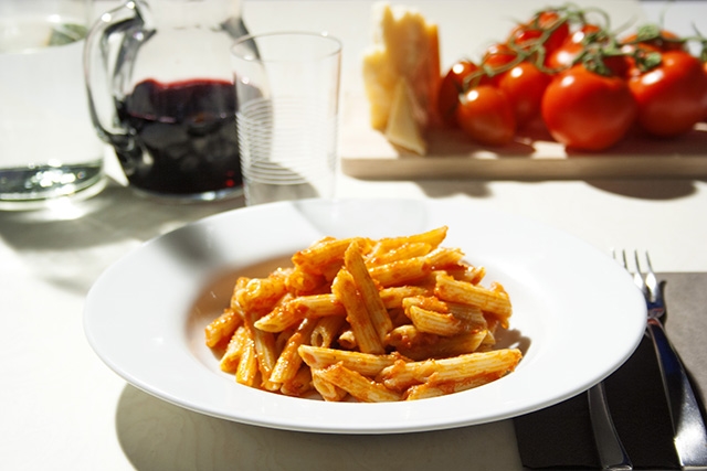 Penne al Pomodoro e Basilico