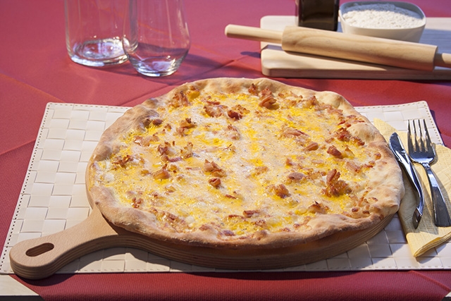 Pizza Carbonara