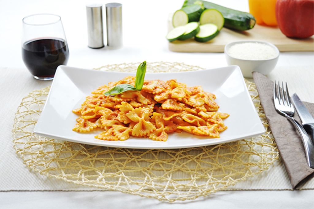 farfalle pomodoro